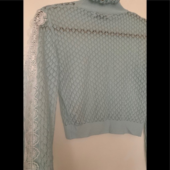 Zara top Size.L - Picture 2 of 4